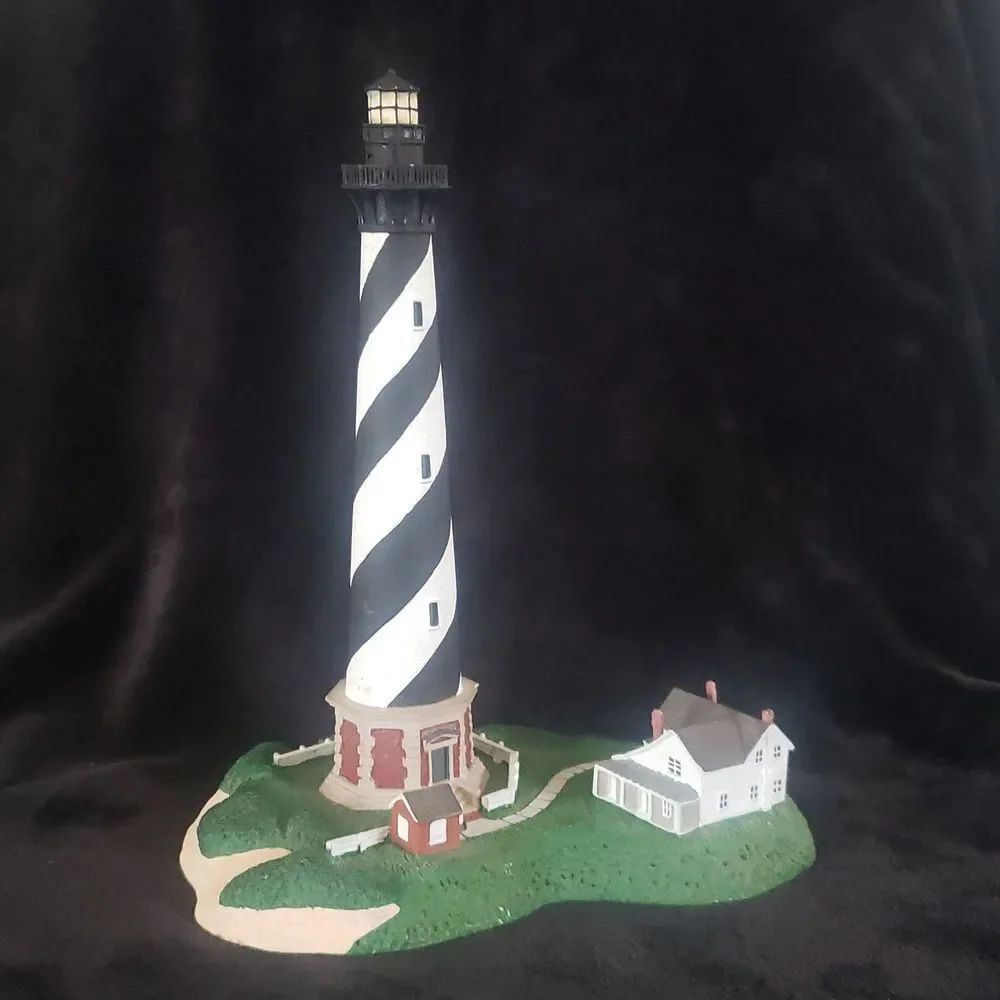 Danbury Mint Cape Hatteras Lighthouse Figurine